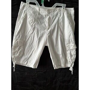 Bay Studios White Cargo Style Shorts With Draw String At Hem Size10P